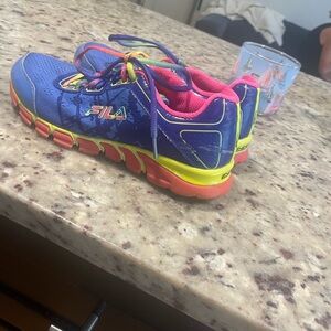 Fila Blue and Pink Sneakers Modern Athletic Design